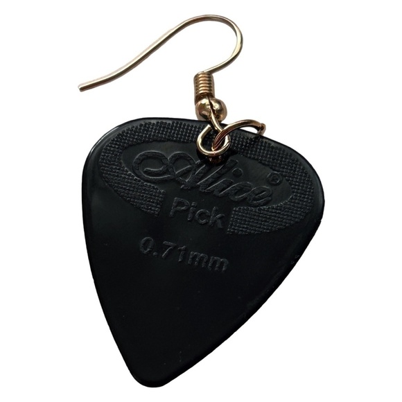 Hand Crafted Earrings Repurposed Black Alice Nylon Guitar Picks Tabby Cat - Picture 5 of 8